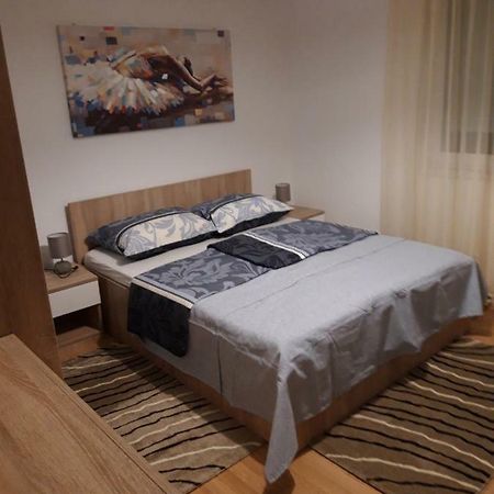 Apartman Centros Ösek Dış mekan fotoğraf