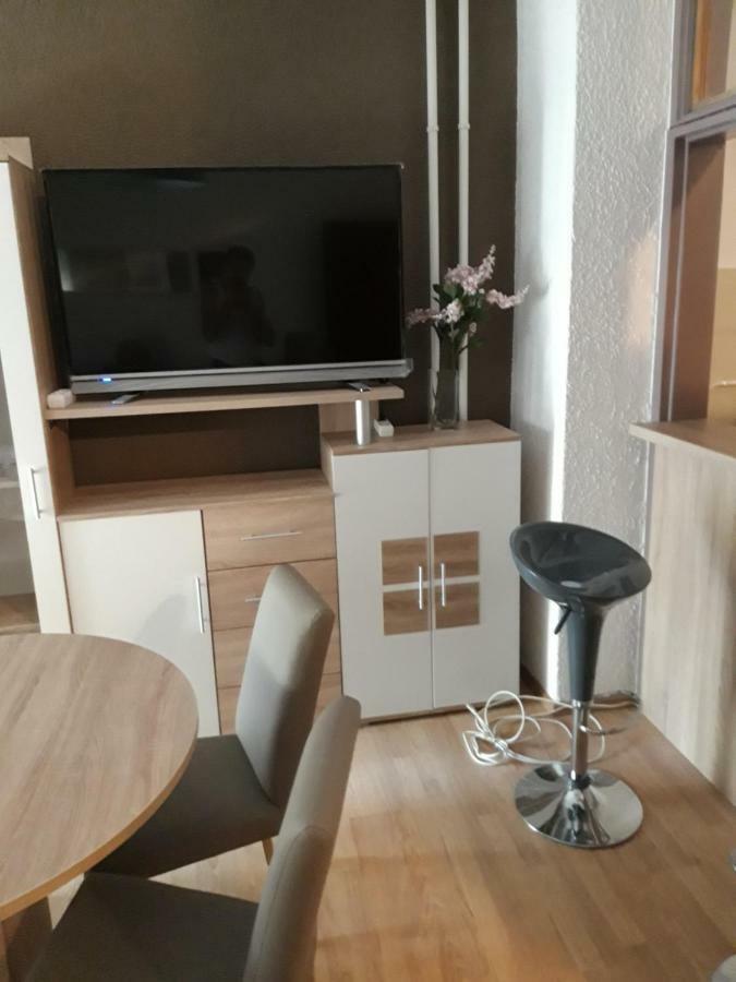 Apartman Centros Ösek Dış mekan fotoğraf