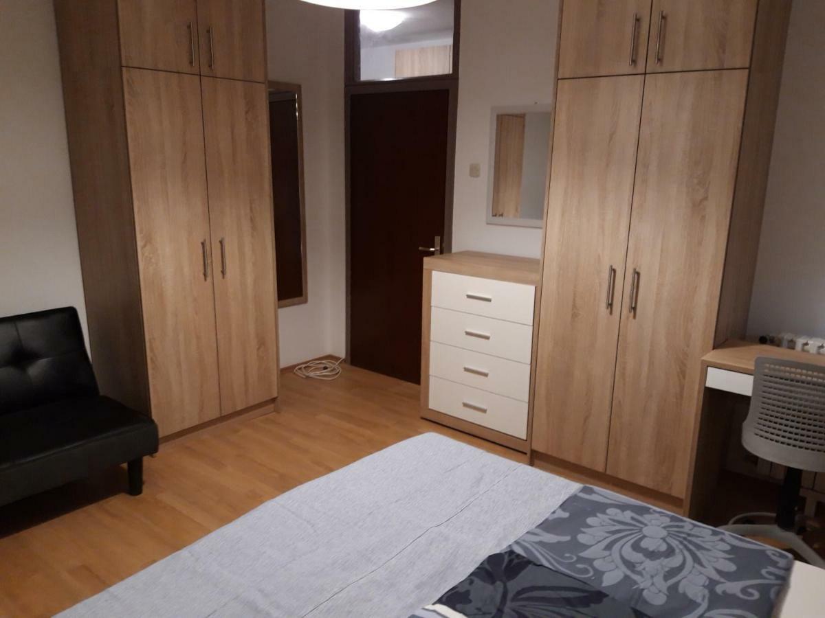Apartman Centros Ösek Dış mekan fotoğraf
